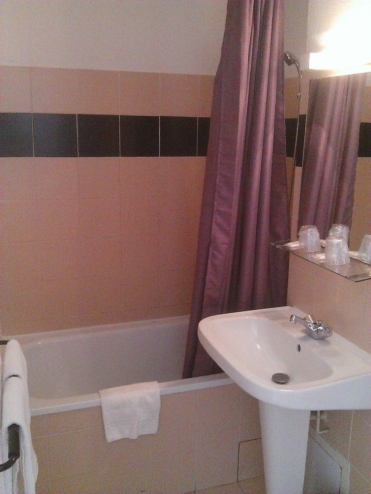 Hotel Amaya Ambares-et-Lagrave Dış mekan fotoğraf